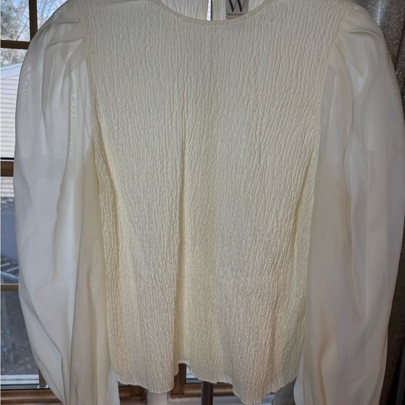 White Textured Women's Top - Picture 1 of 6